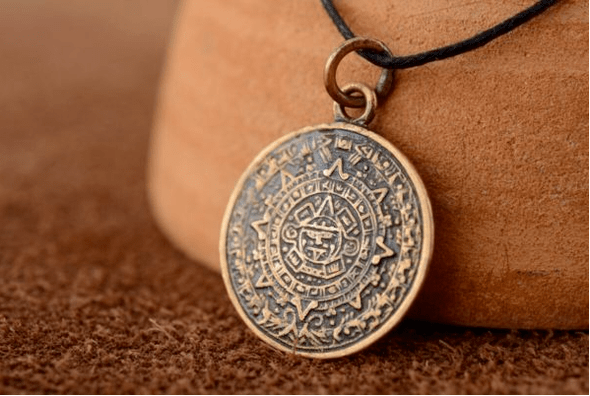 amulet អធិរាជ