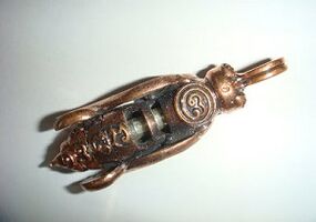 amulet តូចនាំមកនូវសំណាងល្អ