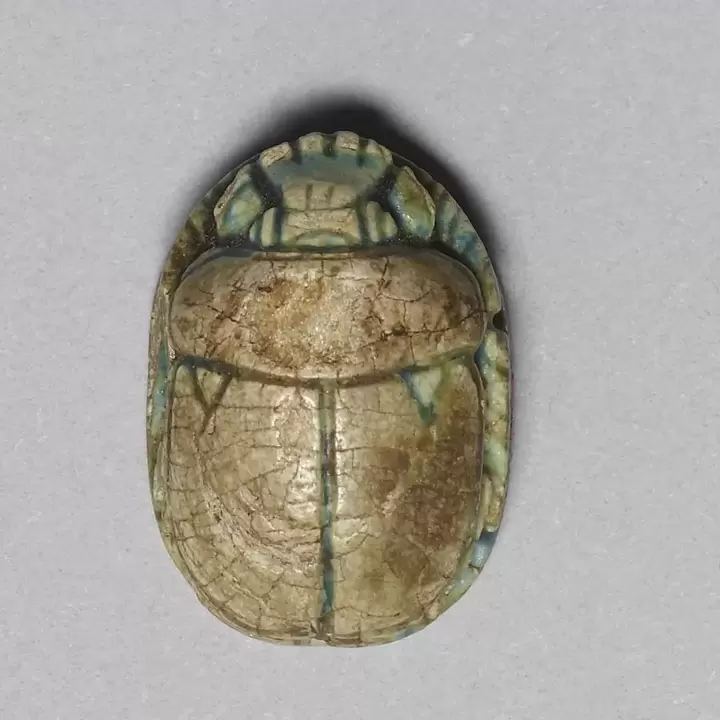សំណាងល្អ amulet - scarab